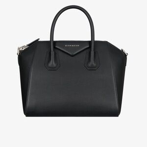Givenchy Black Small Antigona bag in grained leather